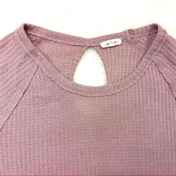 In Loom Mauve Waffle Knit Thermal Curved Hem Keyhole Blouse Top Size S - Picture 6 of 13
